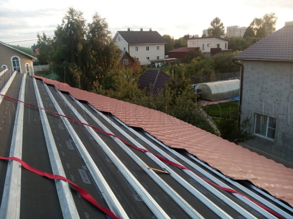 Металлочерепица Геркулес 8004 терракотовый Стальной Бархат от Центра Металлокровли в Курске